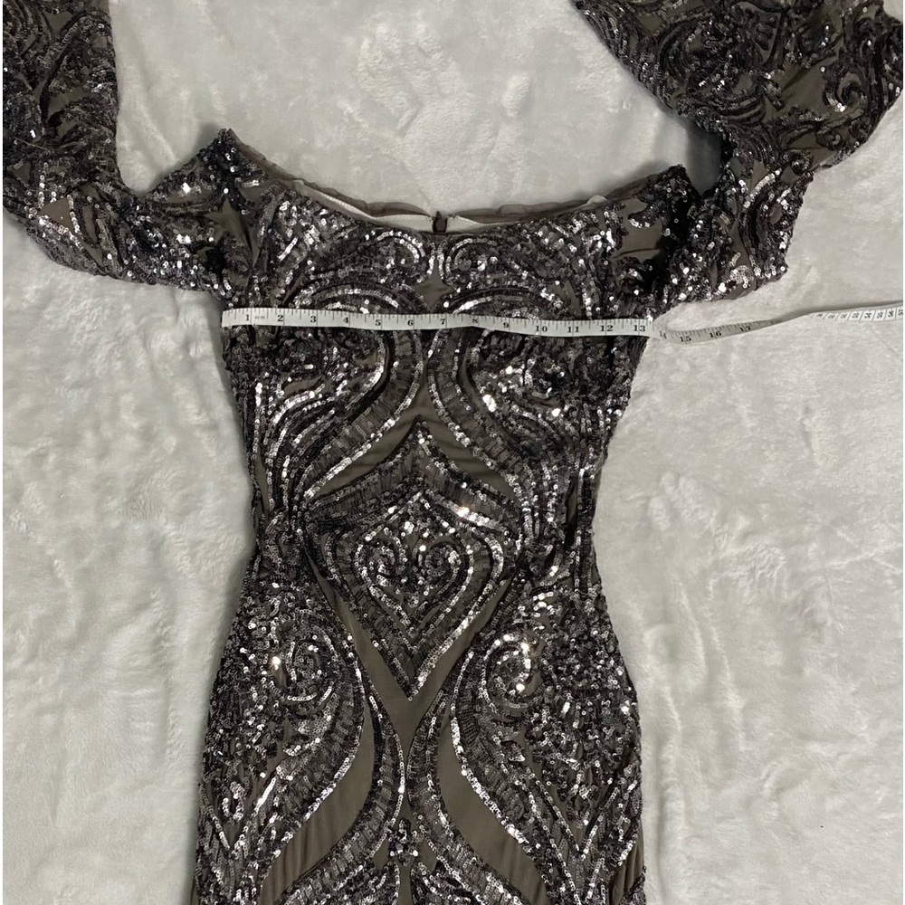 Betsy & Adam Sequenced Dress Size 4 - Picture 10 of 11